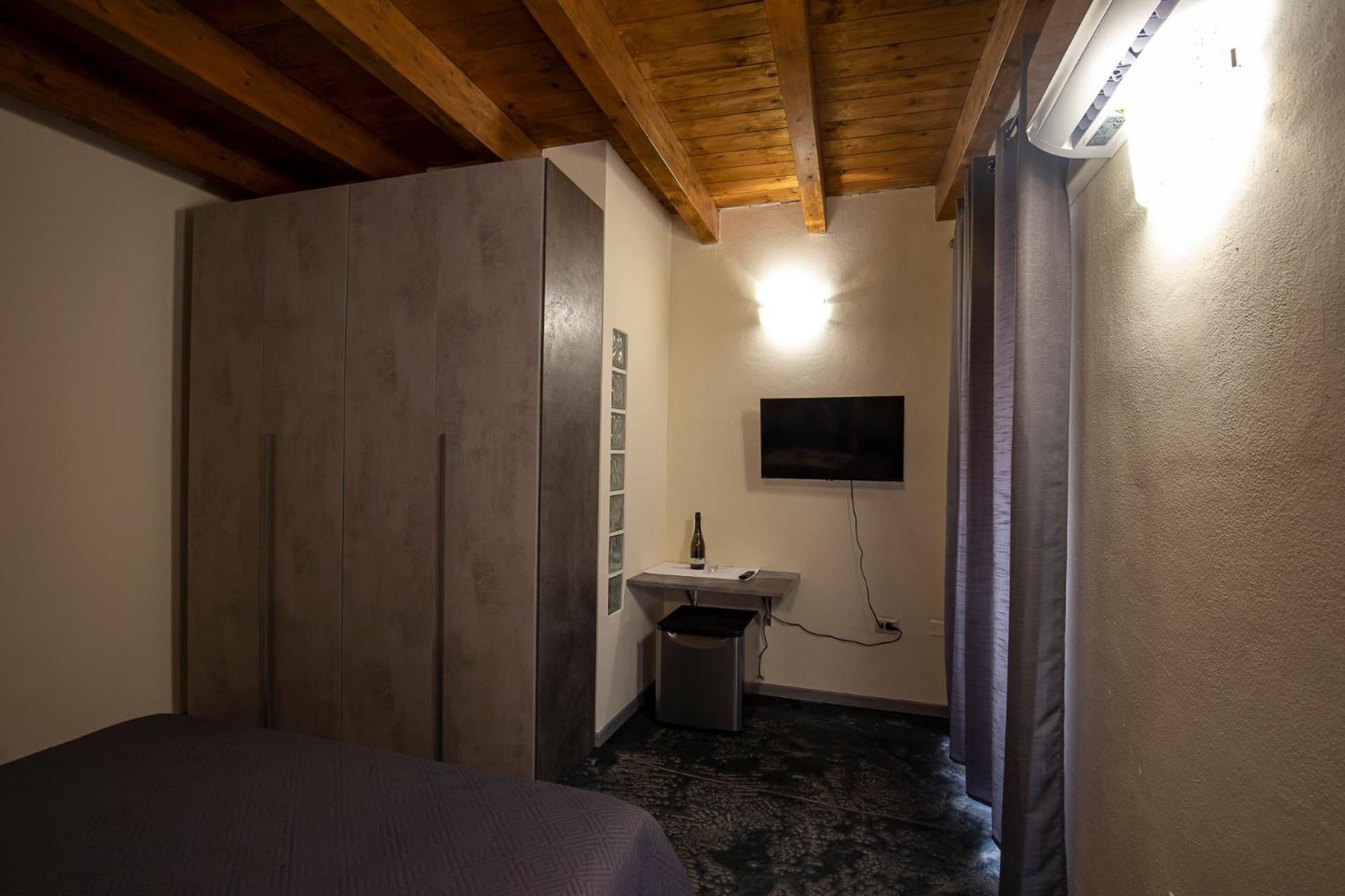 Via Cavour 19, Camere Del Conte Iglesias Exterior photo